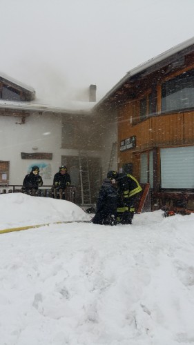 Incendio centro Fondo Bobbio 04-03-2017